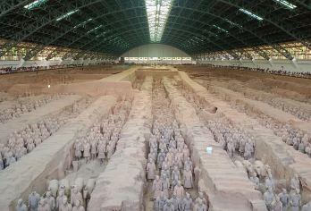 西安兵马俑+华清宫一日游【8人Mini团|12人精品团】【[升级Mini小团]兵马俑华清宫◆全面升级8人小团◆中巴商务小车◆资深导游◆专业讲解◆特色美食】