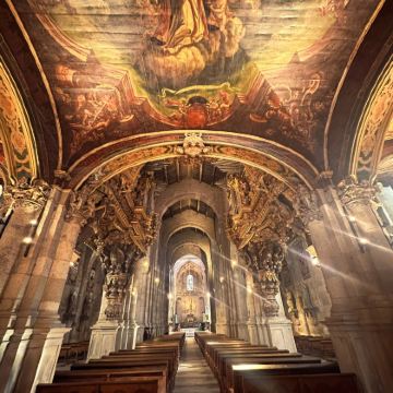 波尔图出发：蒙特·邦热苏斯圣地+布拉加+吉马良斯城堡1日游