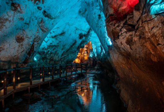 昆明滇池海埂公园+西山龙门+宝石洞一日游【新晋网红溶洞】【[产品保障]一手操作，品质保障，让您安心出游，绝无后顾之忧！】