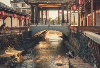 武夷山龙川大峡谷+下梅村+国家公园1号线+月亮湾包车1日游【车辆正规营运车辆，手续齐全，干净卫生，更宽，更舒服；】