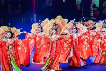 三峡千古情一日游 【含演出票+往返车+市区接送】可选贵宾席【[三峡千古情]为5D剧院实景演出大型歌舞，极度震撼、视觉盛宴。】