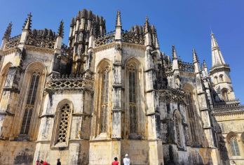 葡萄牙法蒂玛+巴塔利亚+纳扎雷+奥比杜什 中文司导包车一日游【葡萄牙旅游局官方认证，专业团队专业服务。】