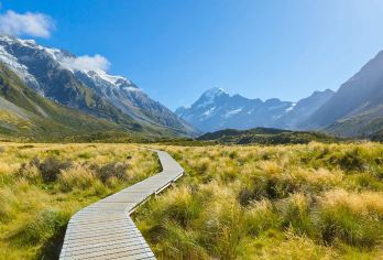 新西兰南岛库克山观光巴士日游：皇后镇-库克山国家公园(单程)【新西兰南岛非常精典的线路，无需自己开车，非常简单省力的旅行方式，欧美游客团，性价比高。】