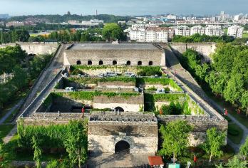 【慢享游】南京城墙中华门城堡 深度讲解 从一块砖 读懂一座城【1.5小时左右的讲解可快速掌握历史脉络，比自主参观收获更系统。】