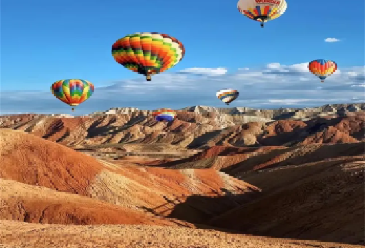 张掖七彩丹霞一日专享包车【当日市区酒店/动车站可接送】【张掖市区酒店上门接，当日动车站免费接送】