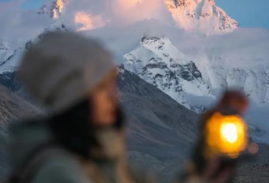 马牙雪山+乌鞘岭观景台+水居丹霞一日游【含泡面赠手套脖套】【兰州城关区、七里河区上门接，小团出行更舒适】