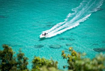 分界洲岛专车游<1单1团>随时出发丨门船票丨赠矿泉水【一单一团，随时出发，私密性更高】