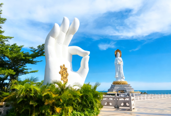 【含门票包车游】三亚南山文化旅游区+大小洞天+天涯海角一日游【[一对一包车]不用迁就他人，专人专车上门接送，含门票免操心，包车直达三大景区，省心畅游三亚】