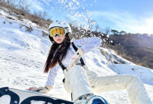 太子岭滑雪场【2-8人包团/跟大团&含全天滑雪票】【[服务保障]老司机出游安全保障】