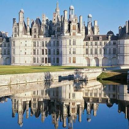 法国卢瓦尔河地区大区香波堡+舍农索城堡一日游