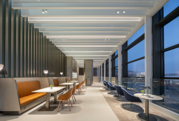 【黑钻专享·昆明长水机场VIP厅·优先安检】包接/送机服务【昆明长水机场百事特，告别拥挤喧嚣，开启从容旅程，专属快速安检通道+独立摆渡，节省40分钟安检时间】