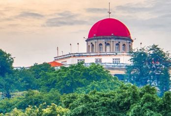 厦门鼓浪屿+菽庄花园+日光岩1日游【12人纯玩小团一价全含】【[线路精心设计]在拥有300多条小巷的鼓浪屿为你串联起1条人少景美的世遗线路，含菽庄花园+钢琴博物馆】