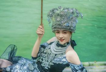 宜昌船进三峡人家一日游┃看土家歌舞表演• 邂逅中国式浪漫【乘坐游船进入三峡人家，集自然山水、区域文化于一身。】