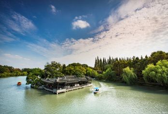 扬州一日游私家团【瘦西湖+大明寺+何园 一单一团·独立用车】【[安全]独立行程、一车一消毒，避免人员聚集。】