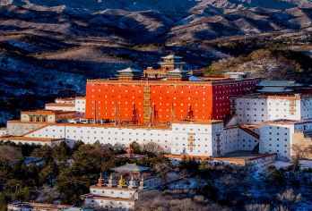 避暑山庄+普宁寺+普陀宗乘之庙+须弥福寿之庙一日游【[精讲无购物]多套餐纯玩无购物 资深大咖深度游】