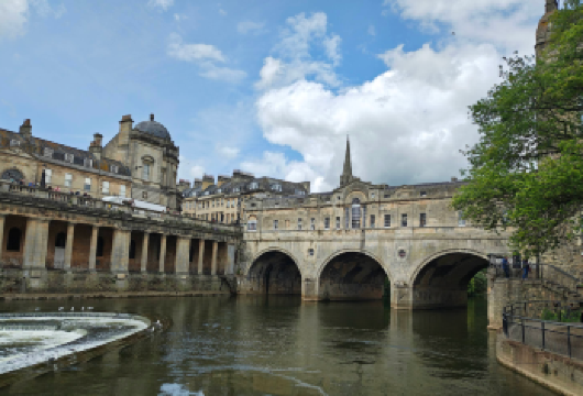 英国伦敦-巴斯一日游-行程可定制【中文专车-悦享旅程】【中文专车出行，行程自己定义，无需等待，专属贴心服务，尽享惬意旅程。】