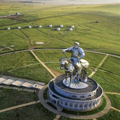 特勒吉国家公园+成吉思汗骑马塑像一日游
