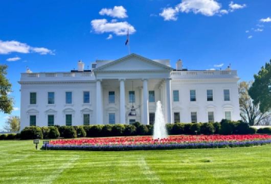 美国纽约华盛顿林肯纪念堂一日游/行程可调-可定制多日游【精选热门景点，高效游玩不走回头路，深度了解文化内涵，贴心服务保障，轻松享受旅程，性价比超高的旅行。】