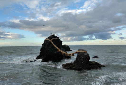 名古屋伊势神宫二见浦一日游（4-9人小团）【御木本珍珠岛-在现代珍珠养殖的发源地观看海女潜水寻珠表演】