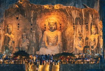 洛阳龙门石窟+少林寺一日游【一家一团/上门接送/包车游】【[游玩时间充裕]私人定制 时间自由小团省去等待其他游客时间，不用与其他客人拼团，独立用车，一单一团】