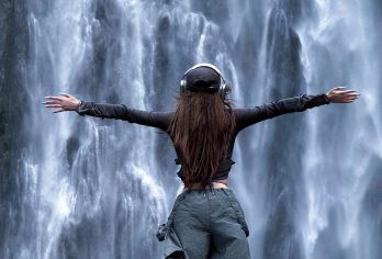 金秋限时特惠·刘伯温故里景区·百丈漈·拼车直通车1日游【车辆正规营运车辆，手续齐全，干净卫生，更宽，更舒服；】