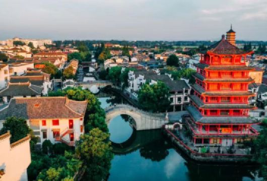 【跟着春晚游合肥】合肥三河古镇+巢湖姥山岛1日游【[优选资源]本地社+本地司/导+本地用车，本地土著带你玩转合肥精华景点。】