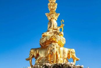 【乐山+黄龙溪 含门票+导游+午餐】成都出发往返一日游【乐山+黄龙溪 1日 跟团游】