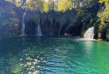 克罗地亚 | 十六湖国家公园 | 欧洲九寨沟|包车游上门接送【行程灵活，全程舒适专车服务，当地专业“老司机”，靠谱贴心服务】