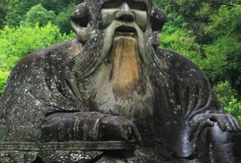 泉州清源山人工讲解服务【老君岩+弘一法师舍利塔+千手岩+弥陀【[时长保障] 不会「水」时长，每一场讲解确保都足料足质。】