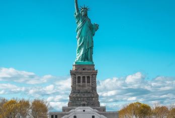 美国接送机纽约肯尼迪纽瓦克洛杉矶旧金山芝加哥华盛顿接机送机【华人司机 一价全包 延误可等待 提前可退改 线上客服管家式服务 行前行中售后无忧 让出行变得更轻松】