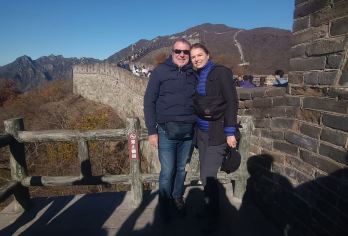 【私人团体&酒店接送】八达岭/慕田峪长城+交通【北京本地旅行社。服务很好。如果在行程中发现任何购物停留，我们将补偿您1000元人民币。 慕田峪长城或八达岭长城，任选其一。 这是一个私人团体。您和您的家人/朋友将组成一个团体，不会有其他人。导游或司机将只为您服务。】