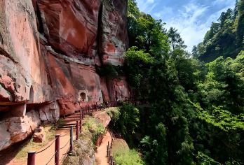 重庆大圆洞风景区一日游（原始森林徒步|可选外语导游）【专车接送 | 行程可调 | 可定制行程】