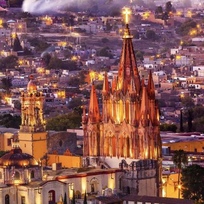 墨西哥+墨西哥城：机场酒店点对点接送|中文包车|可定制行程