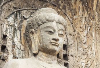 龙门石窟资深讲解【1.5~3小时深度讲解+耳麦I拼团I包团】【[品质讲解]千年石刻艺术瑰宝，资深导游专业文史知识，趣味解说，体验人文之旅】