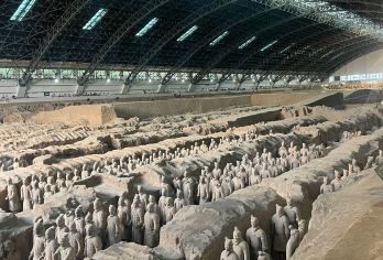 秦唐之旅 —— 精品兵马俑、华清宫一日游【赠临潼博物馆】【[兵马俑]考古奇迹、历史课堂、视觉冲击。成为 中国古代辉煌文明的一张金字名片。】