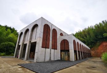 【景德镇包车】景德镇丙丁柴窑+瑶里景区+寒溪村+瓷宫一日游【[1车1司]上门接送，实现晚起自由！】