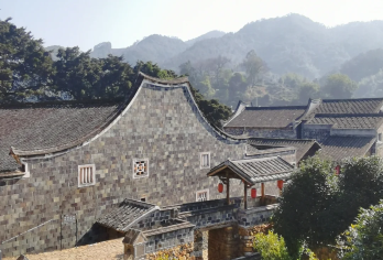 福建霞浦沙江S湾一日游【半月里、东安鱼排、浒屿澳村上门接送】【[服务保障] 严选正规资质车辆和司机+陪您追光逐影！ 一对一VIP专车服务/24小时行程管家服务！】