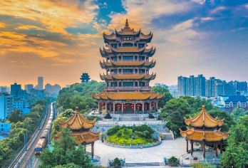 【黄鹤楼精讲】当天可用| 黄鹤楼小拼/专团 2H深度讲解【1. 精致小团出行，体验舒适不拥挤。】