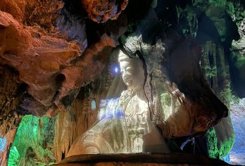 景德镇雕塑瓷厂+地下瓷世界+陶溪川文创街区一日游可英文服务【可提供英文及小语种导游服务-往返接送-可选导游-可代订门票】