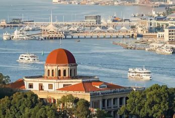 福建厦门山海步道&鼓浪屿1日游【赠送老别墅下午茶+旅拍底片】【赠送老别墅下午茶、赠送精美福袋、赠送鼓浪屿手绘地图，专业摄影师琴岛旅拍&赠旅拍底片（10张以上）】