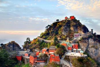 十堰武当山包车一日游【单独包车|上门接送】【[一对一包车]专车上门接送，车辆费用全含，明码消费】