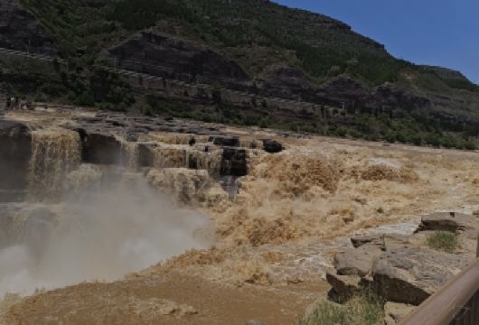 中国 陕西 延安 南泥湾+壶口瀑布专享之旅【一对一专车上门接送】