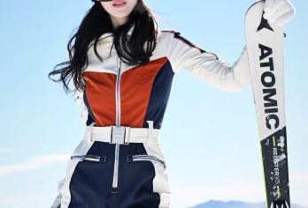 长白山雾凇漂流＋网红滑雪＋火山温泉一日游《星级服务》【穿过雾凇林的瞬间，仿佛闯入了另一个世界，只有风声、水声和自己的心跳，这种体验太难忘。】