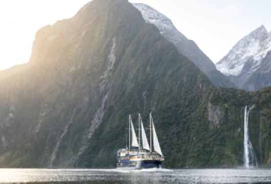 新西兰【可定制路线】米尔福德峡湾游船包车一日游【经典路线】【[可定制路线]不拼车，专享包车自由出行】