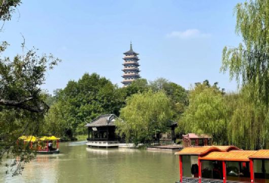 商务车丨可选英文导游丨南京出发 扬州瘦西湖+大明寺+东关街【[精选景点]扬州瘦西湖+大明寺+东关街寻古韵！】