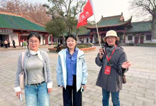 【新春特惠】湖南长沙橘子洲+岳麓书院+爱晚亭上/下午可选【[优质服务]优选导游全程陪伴式讲解！ 橘子洲+岳麓书院含门票， 无忧参团，安心出行】