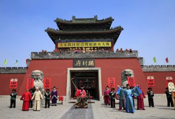 郑州出发到开封清明上河园+开封府+汴梁小宋城一日游 天天发【门票全含专业导游讲解纯玩无购物】