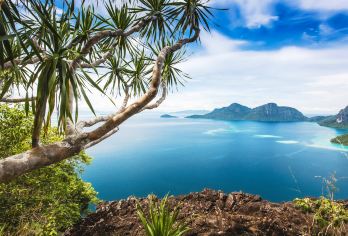 仙本那：Bohey、Mantabuan、Sibuan 3 岛、浮潜之旅（含午餐）【有机会参加 600 米步道徒步旅行，欣赏岛上壮丽的景色 享受游泳、在**丽的海岸线进行 2 次浮潜之旅，并在船上享用当地美食 欣赏令人惊叹的岛屿风光和以其他方式无法到达的景点，保证为所有类型的旅行者留下难忘的回忆】