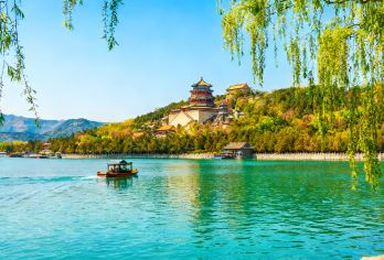 北京恭王府+颐和园+圆明园一日活动【可选看升旗◆赠无线耳麦】【帝都皇家园林一网打尽，学识文化经典线路一日游。】