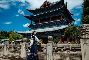 丽江包车1日游+古镇人文主题+木府+黑龙潭+束河+白沙【穿越“纳西三镇”，阅尽丽江古今演变史】